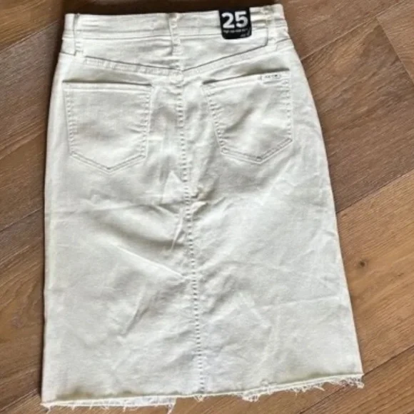 JOE’S JEANS Cream Midi Skirt w/ Front Slit and High-Rise Midi